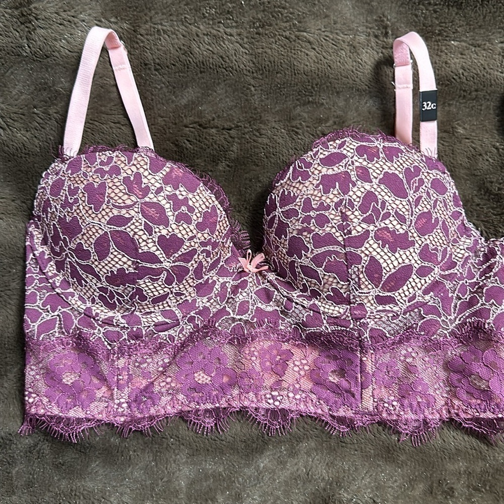 NWOT VICTORIAโS SECRET Dream Angles Padded Demi Sz 32C